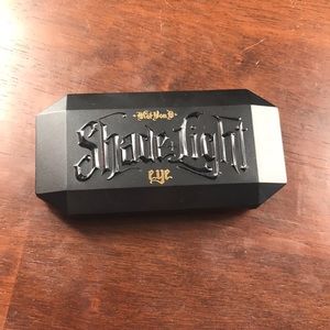 Kat Von D shade + light eye